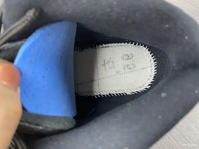 1st Kicks 002 (2016) Jordan 130690 Retro Game Flu 12 0521
